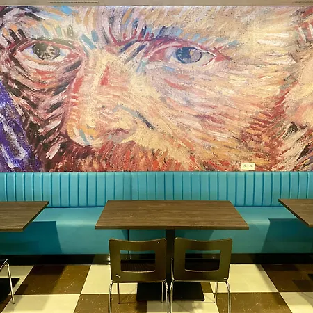 Hotel Van Gogh-2